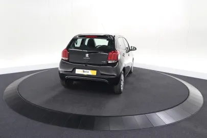 Car image 33