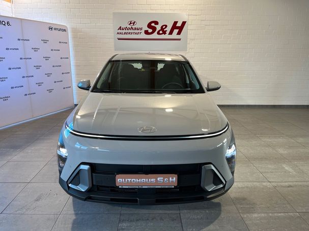 Hyundai Kona 1.0 Select 88 kW image number 2