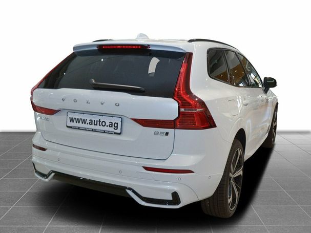 Volvo XC60 B5 Dark AWD 184 kW image number 2