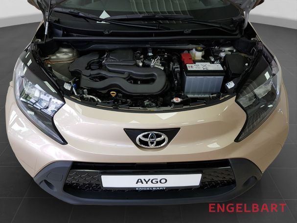 Toyota Aygo X 1.0 53 kW image number 14