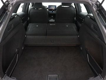 Car image 37