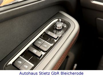 Car image 39