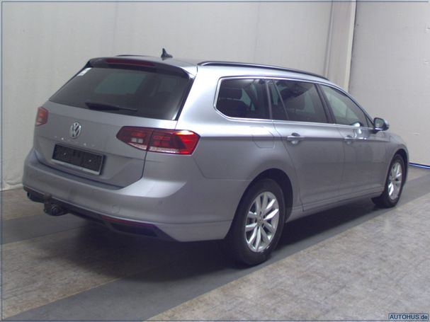 Volkswagen Passat 2.0 TDI Business DSG 110 kW image number 4