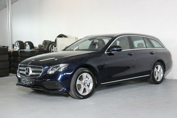 Mercedes-Benz E 220 d T 4Matic 143 kW image number 1