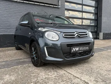 Car image 3