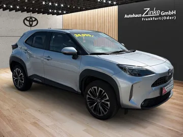 Car image 2