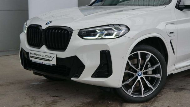 BMW X3 xDrive30e 215 kW image number 1