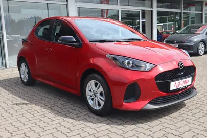 Car image 3
