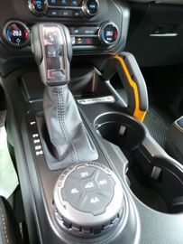 Car image 23