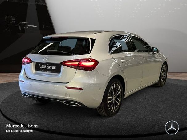 Mercedes-Benz A 180 100 kW image number 6