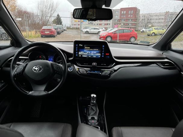 Toyota C-HR 90 kW image number 17