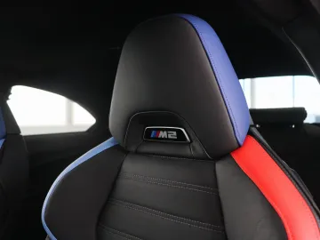 Car image 28