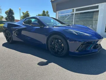 Car image 40
