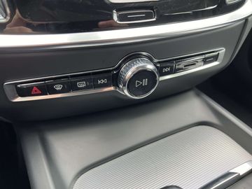 Car image 41