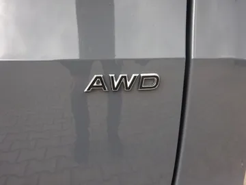 Car image 35