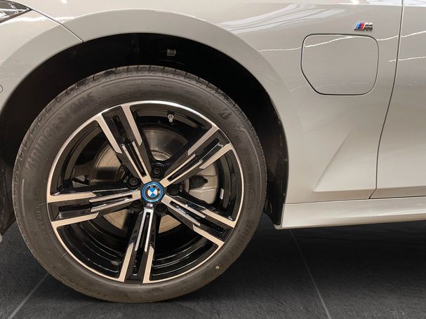 BMW 330 Touring M Sport xDrive 185 kW image number 32