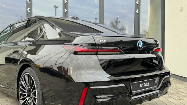 BMW i7 M70 xDrive 485 kW image number 12