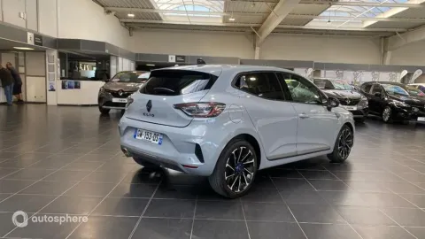 Car image 3