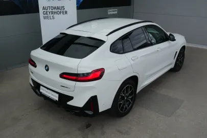 Car image 38