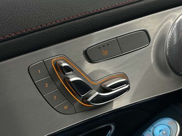 Car image 37