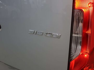 Car image 37