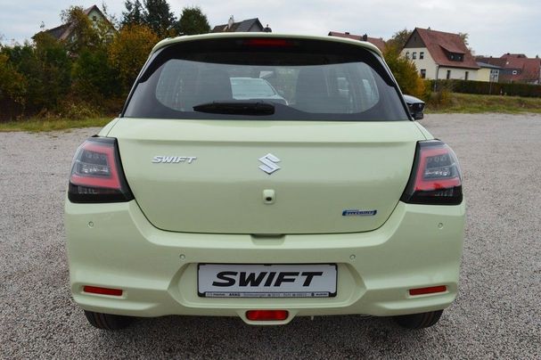 Suzuki Swift 1.2 Dualjet Hybrid Club 61 kW image number 8