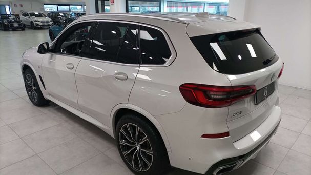 BMW X5 xDrive30d 195 kW image number 18