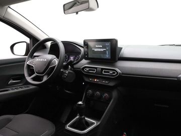 Car image 32