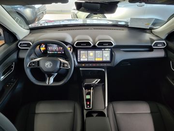 Car image 11