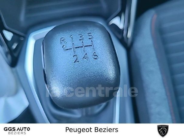 Peugeot 2008 1.2 PureTech 74 kW image number 9