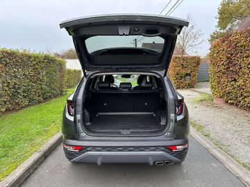 Car image 30