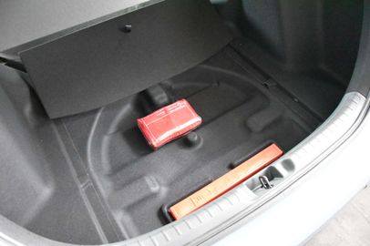 Car image 31