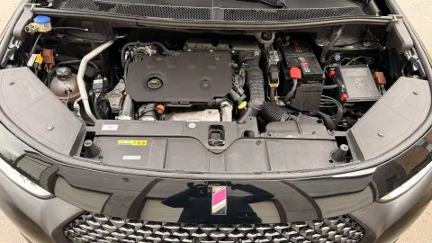Car image 28