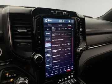 Car image 38