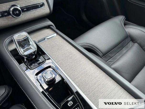 Volvo XC90 AWD 173 kW image number 22