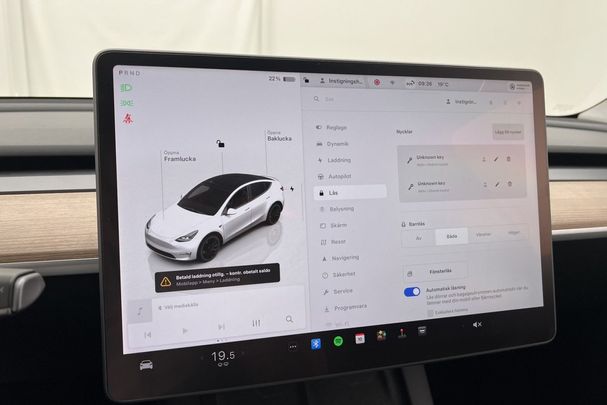 Tesla Model Y Performance AWD 393 kW image number 25