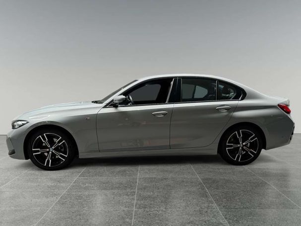 BMW 320i 135 kW image number 15