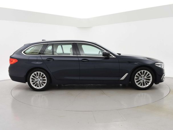 BMW 520i Touring Luxury Line 135 kW image number 10