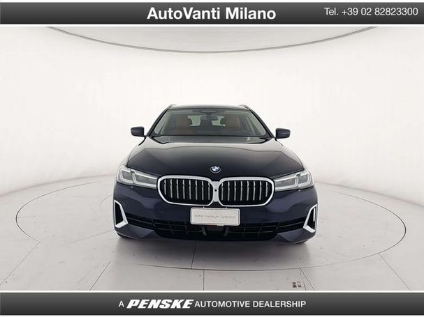 BMW 520d Touring xDrive 140 kW image number 8