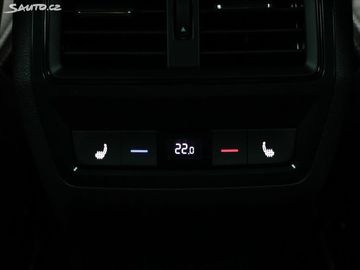 Car image 36