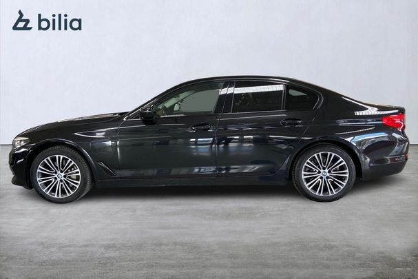 BMW 530i Sport Line 188 kW image number 4