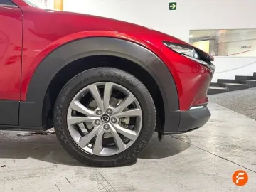 Car image 25