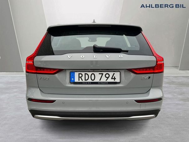 Volvo V60 Cross Country AWD B4 147 kW image number 7