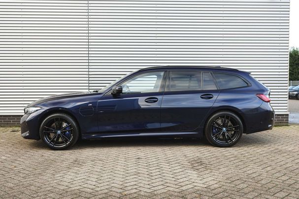 BMW 330 e Touring 215 kW image number 3