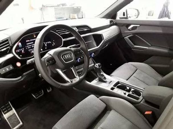 Audi Q3 45 TFSI quattro S-line Sportback 180 kW image number 4