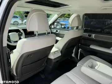 Car image 36