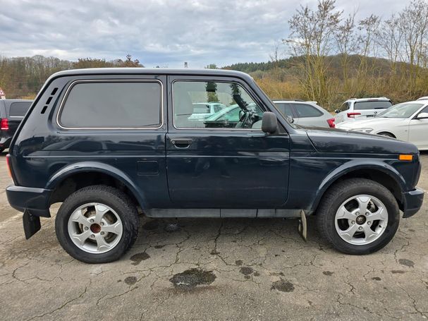 Lada Niva 4x4 61 kW image number 2