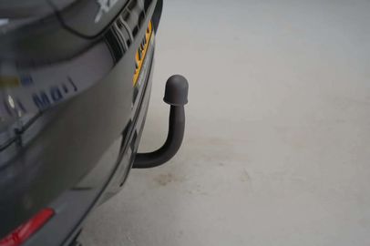 Car image 37