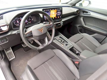 Car image 30