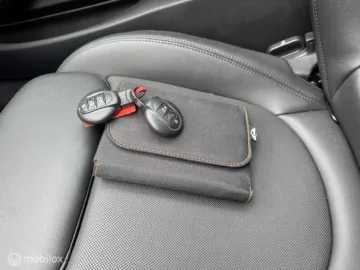 Car image 47